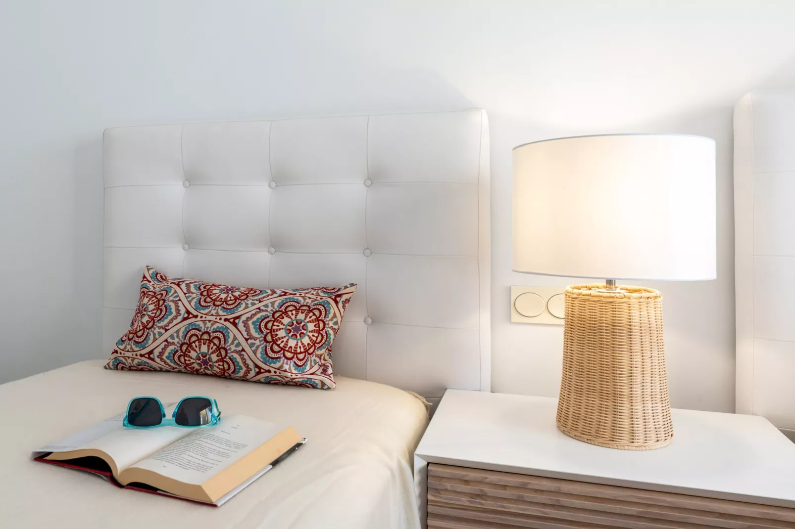 CT 199 HHH - Duquesa Village-Ambiance