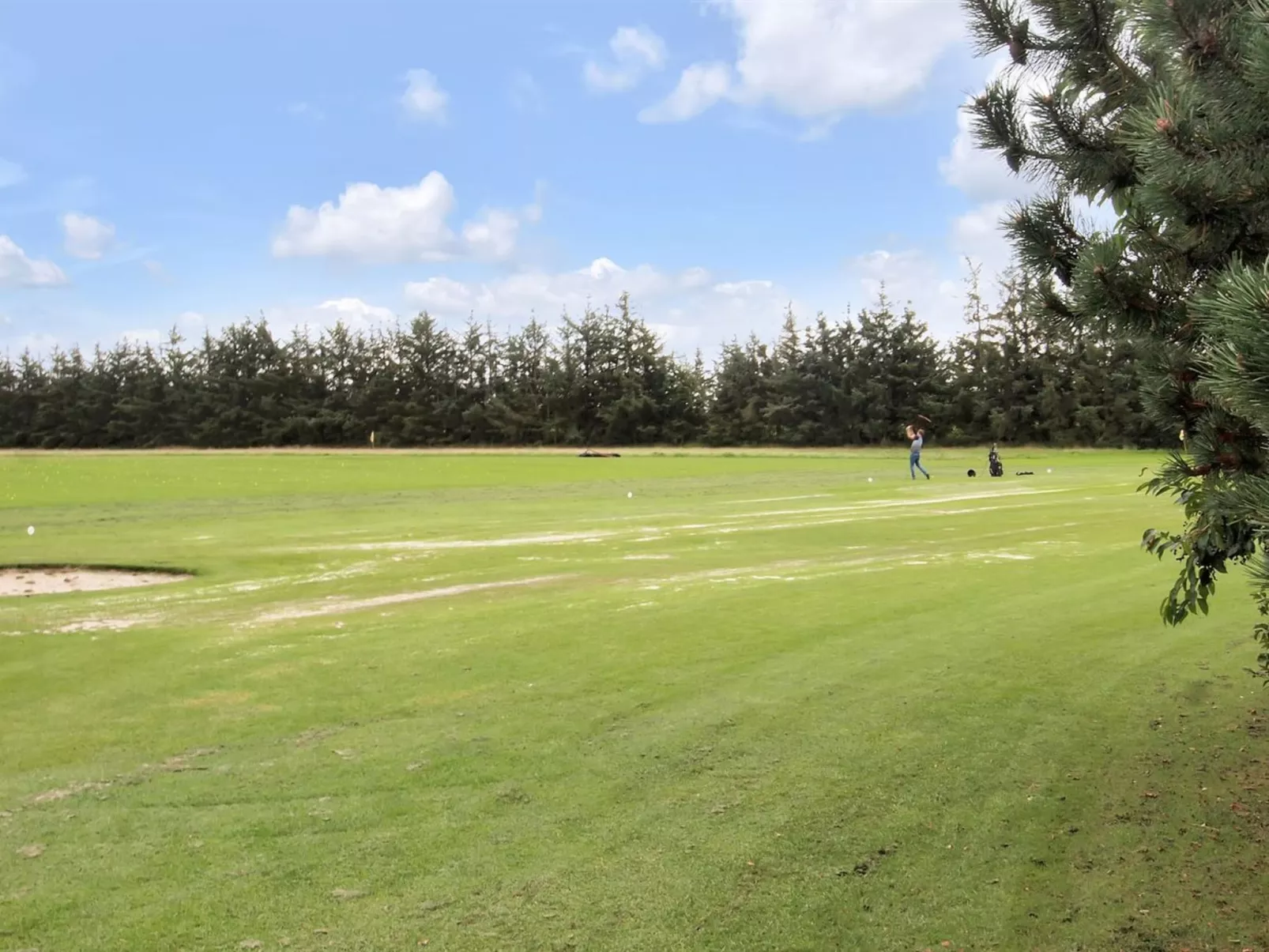 "Florense" - 2.5km from the sea-Outside