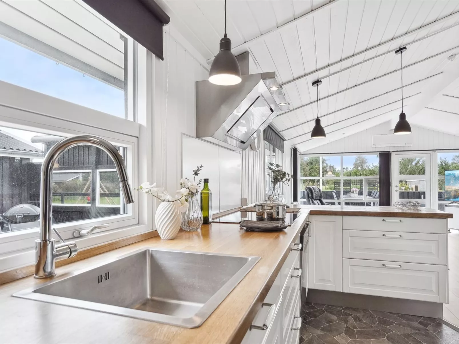 "Sylvi" - 750m from the sea-Dedans