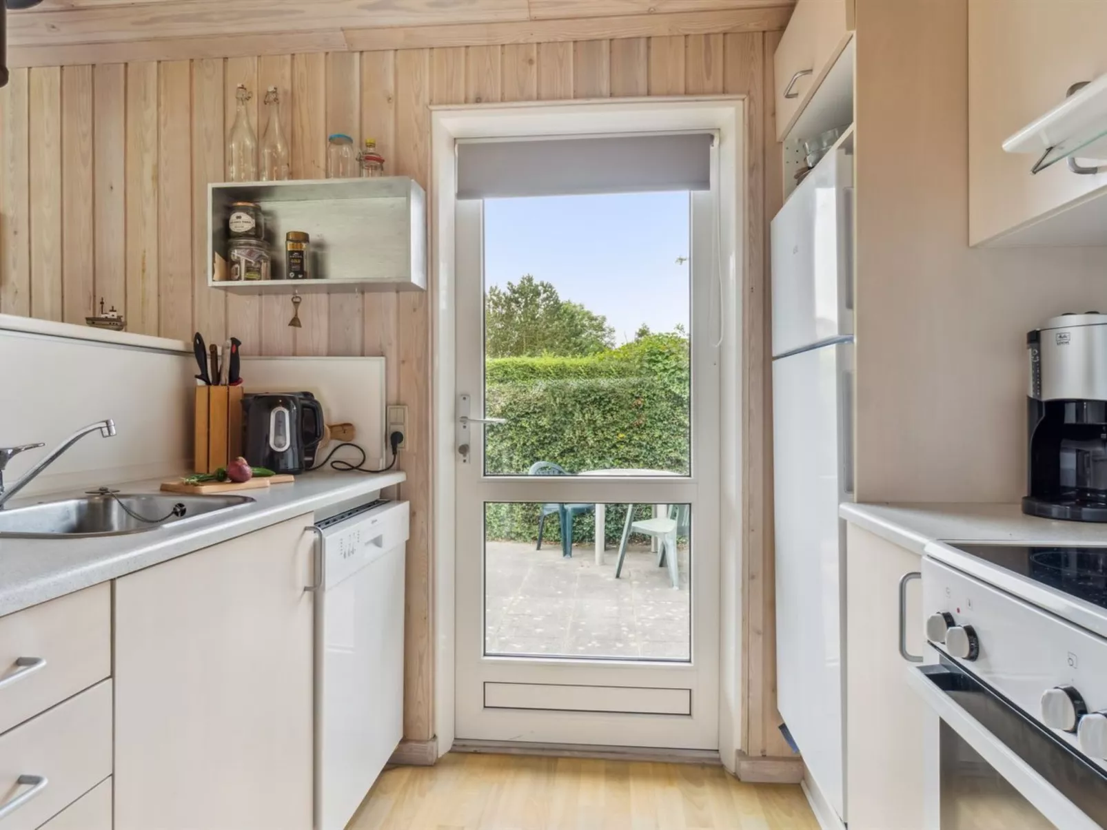 "Akseline" - 300m from the sea-Drinnen