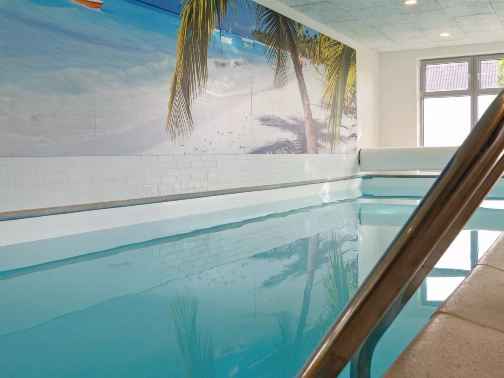 "Elaine" - 350m from the sea-Inside