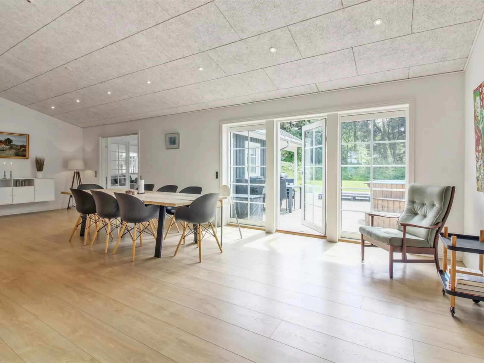 "Hela" - 1.4km from the sea-Inside