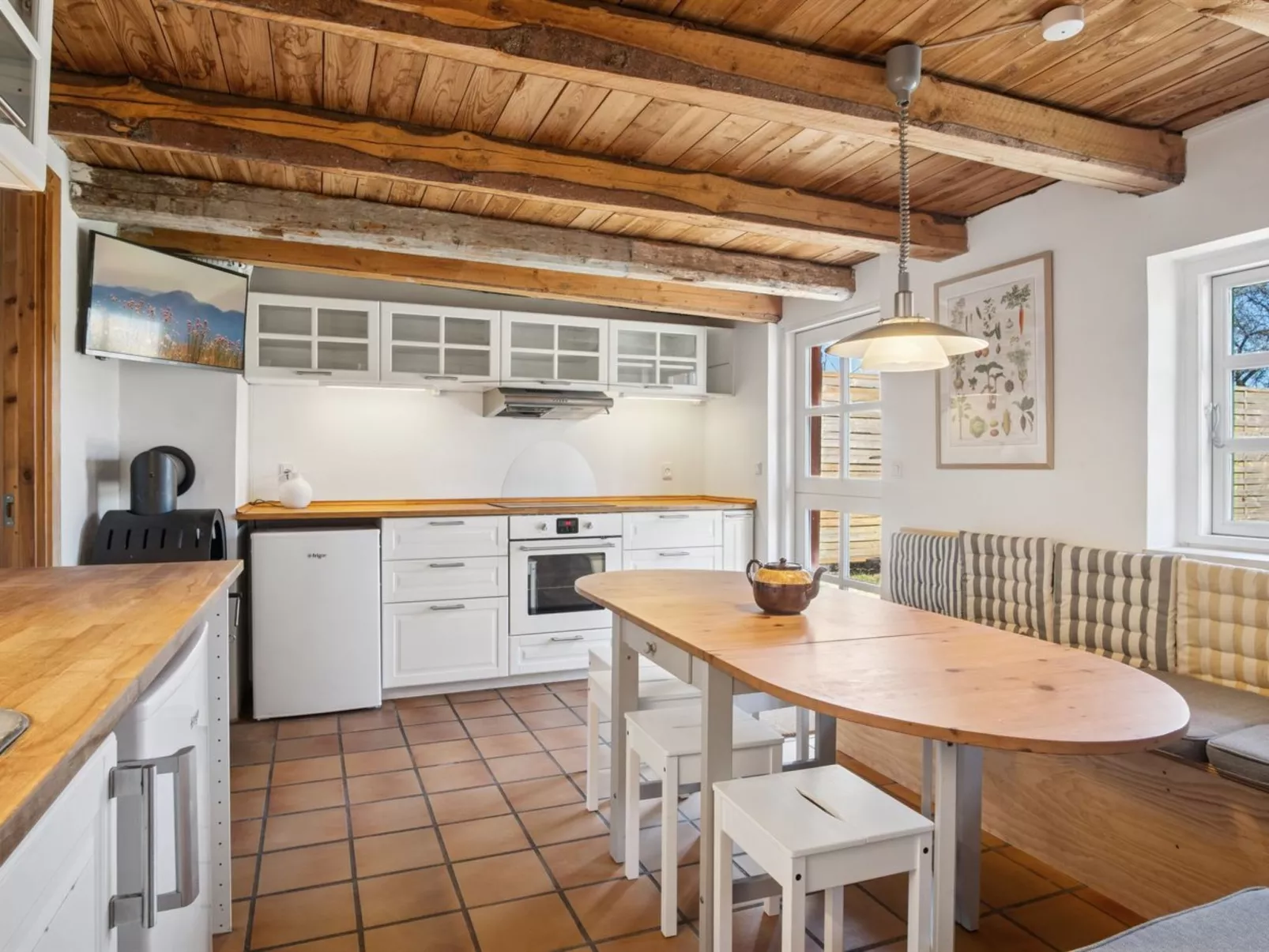 "Elisabetha" - 16km from the sea-Drinnen