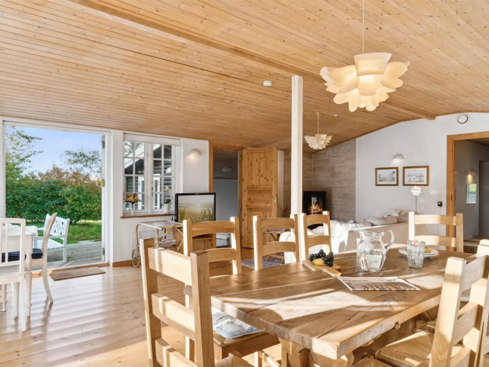 "Rami" - 2km from the sea-Inside