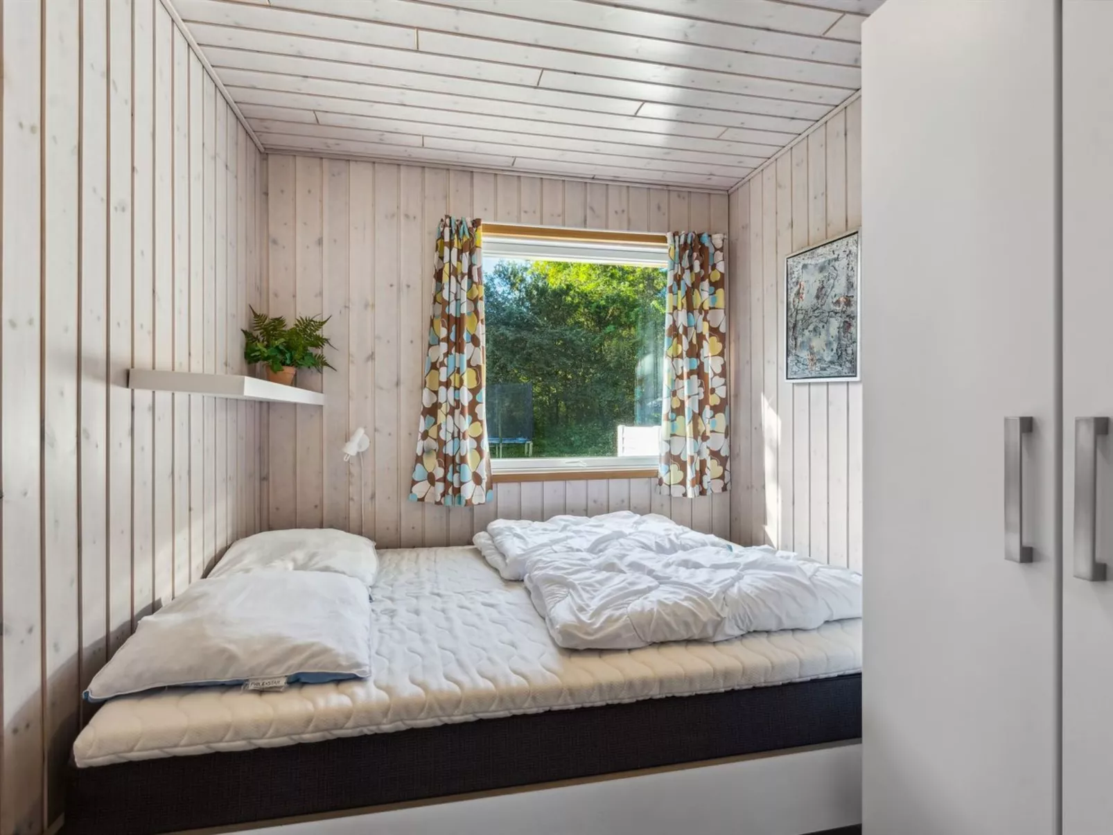 "Viljo" - 30km from the sea-Inside