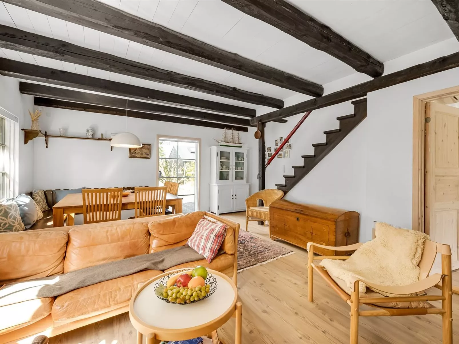 "Enya" - 1.2km from the sea-Dedans