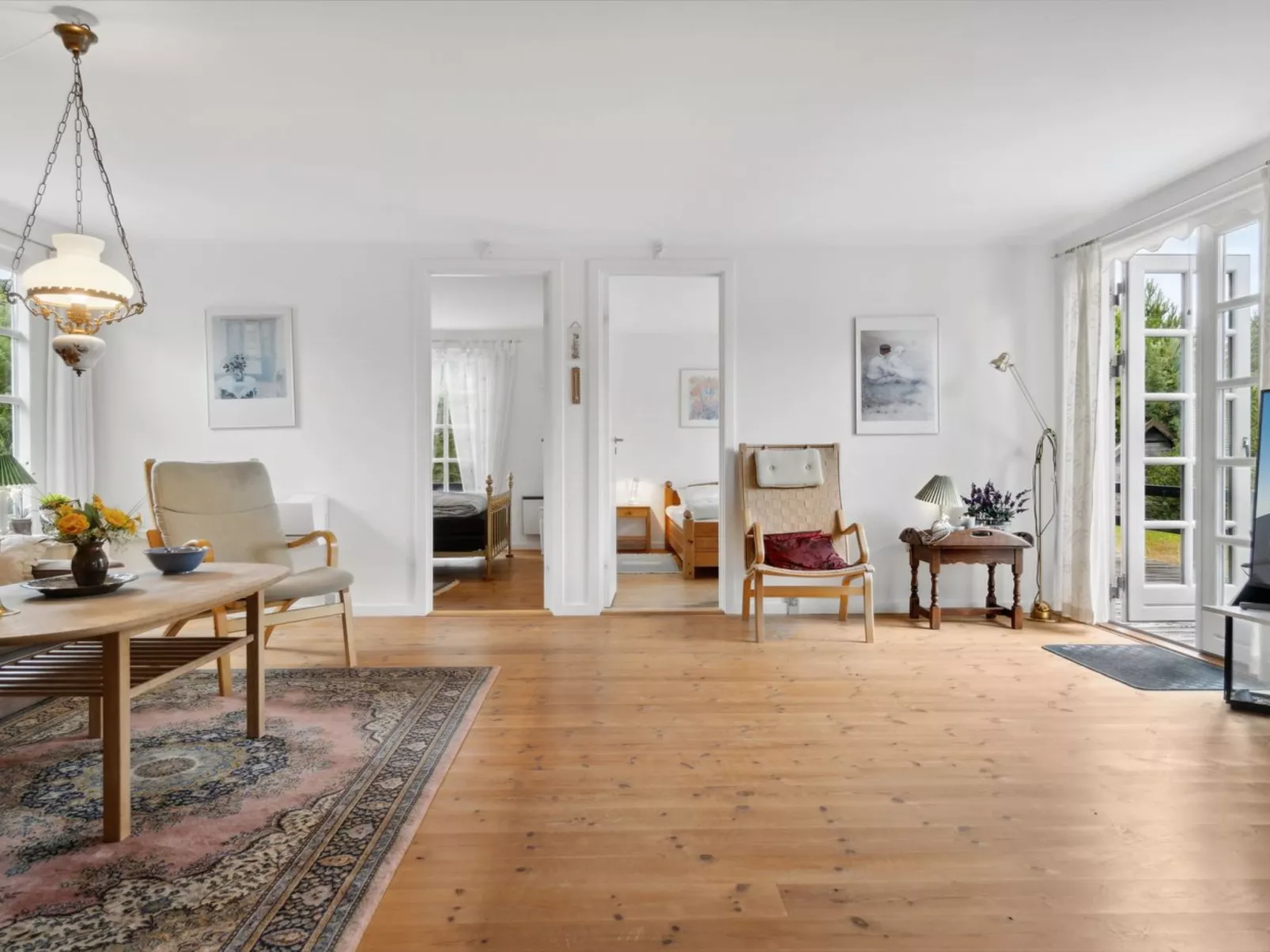 "Brunhilde" - 850m from the sea-Inside