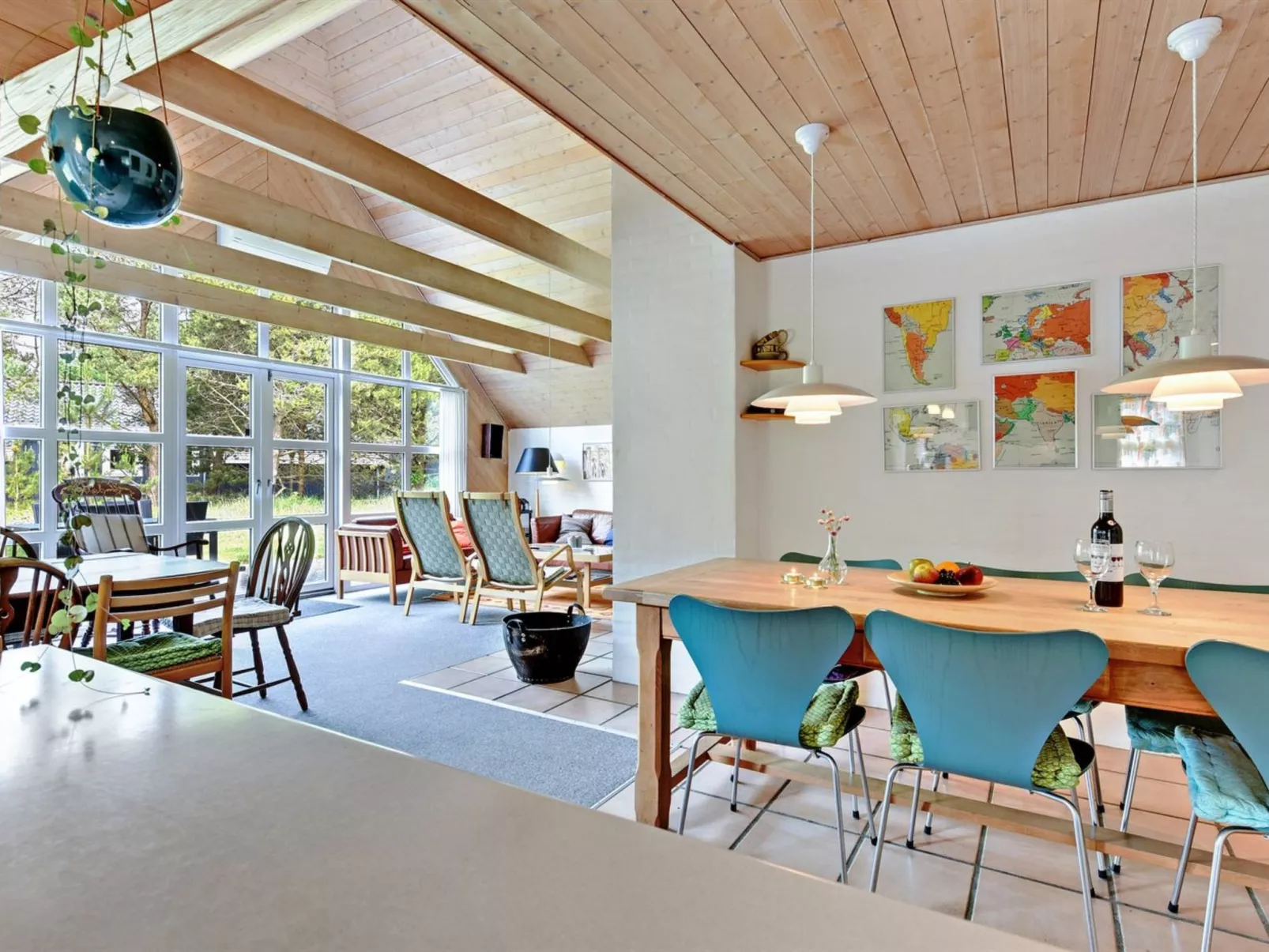 "Hunno" - 3km from the sea-Inside