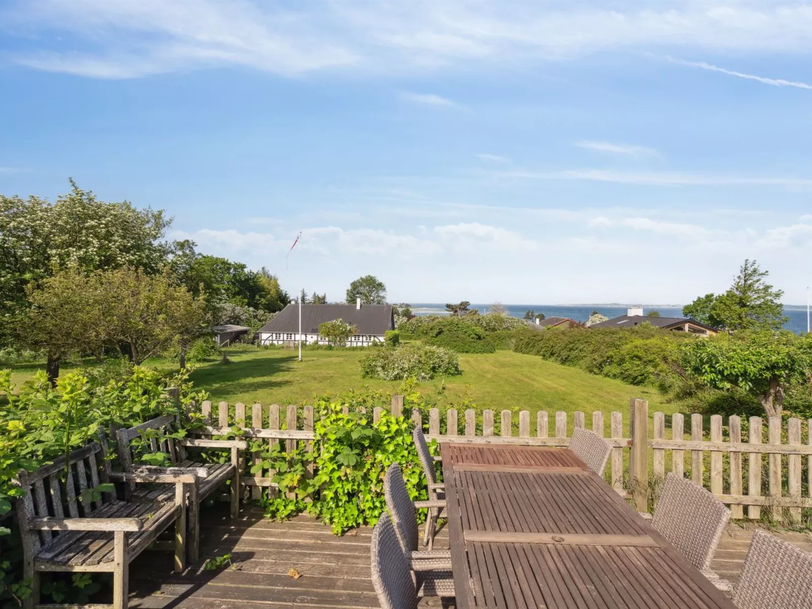 "Ilkka" - 220m from the sea-Outside