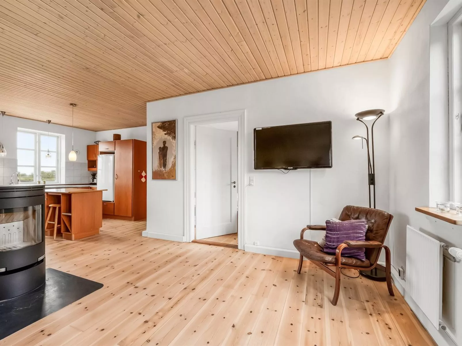 "Soria" - 600m to the fjord-Dedans