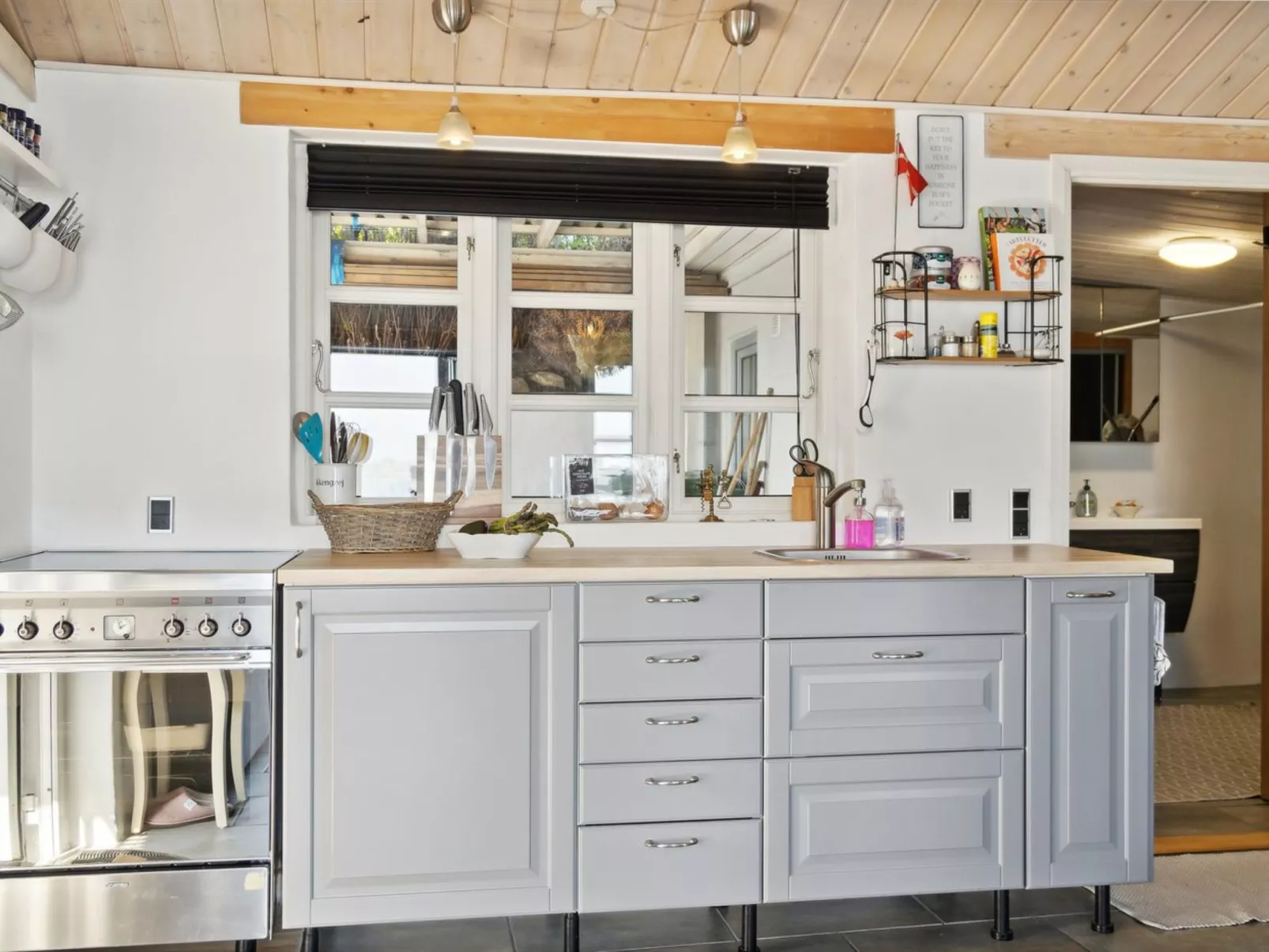 "Tameka" - 10m to the fjord-Dedans