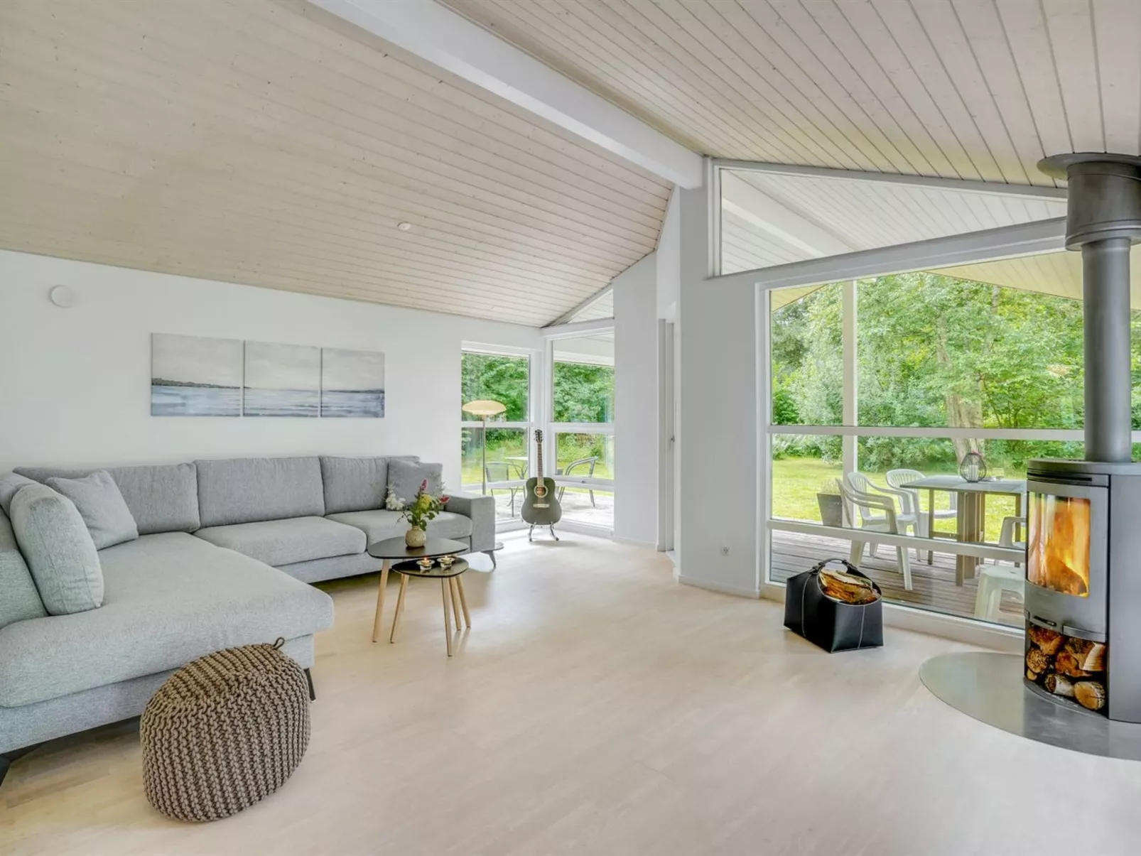 "Thorsmod" - 2.6km from the sea-Drinnen