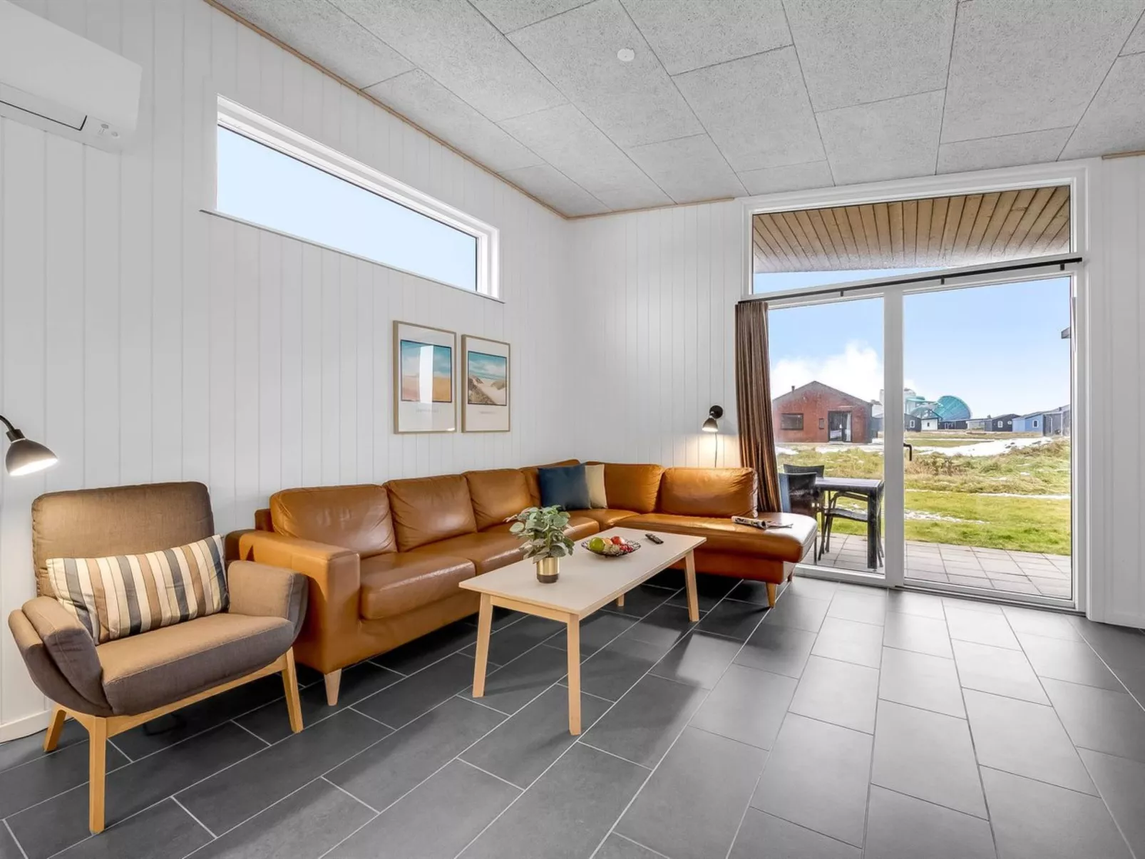 "Winder" - 500m from the sea-Inside