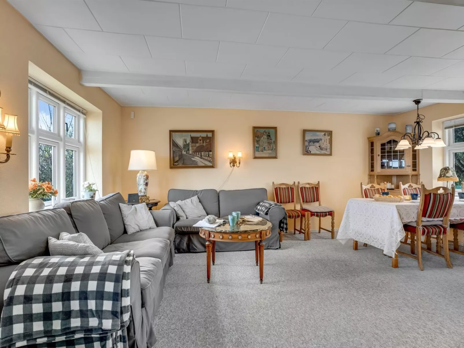 "Albertine" - 600m from the sea-Inside