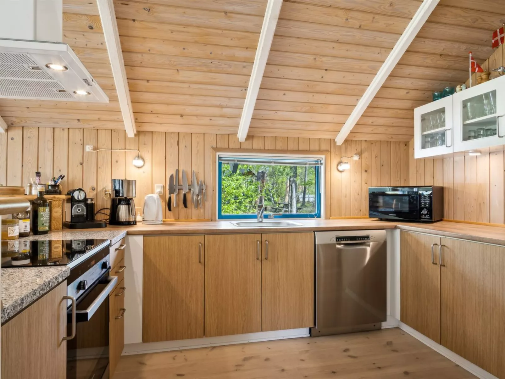 "Nonni" - 150m from the sea-Dedans