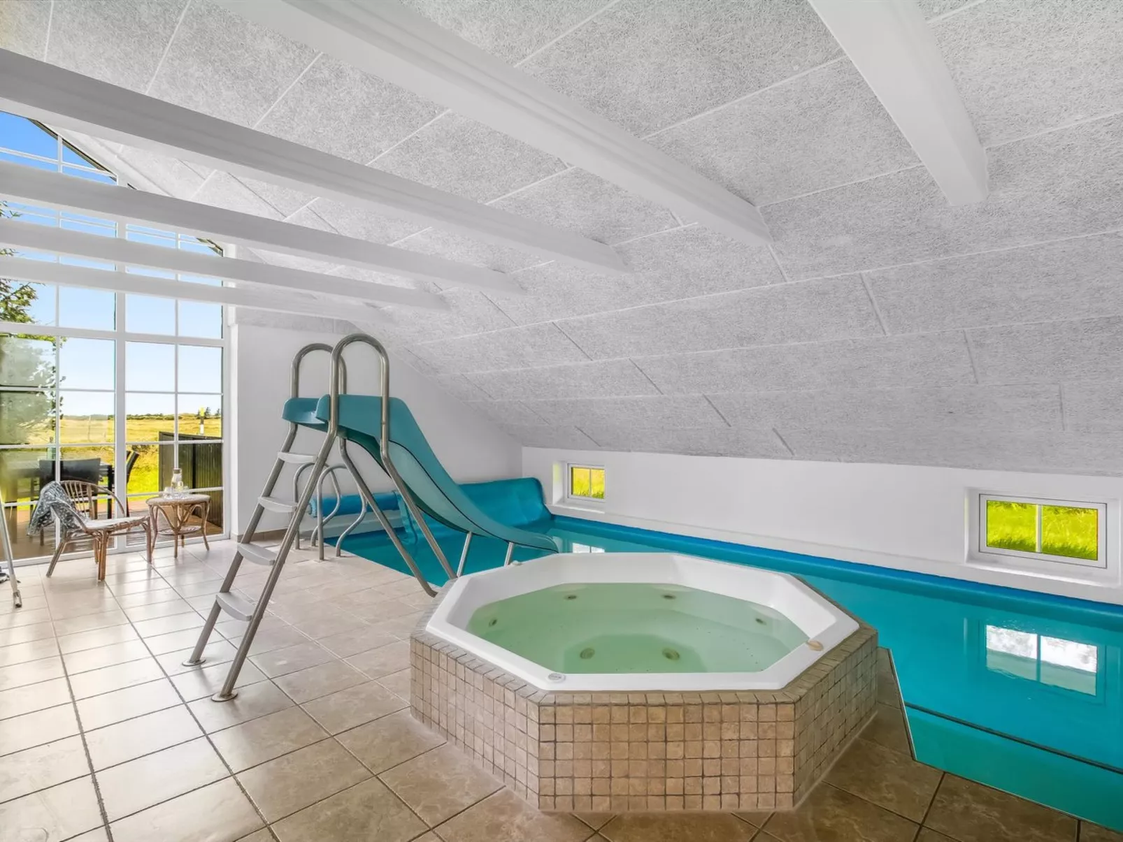 "Joseline" - 1.8km from the sea-Outside