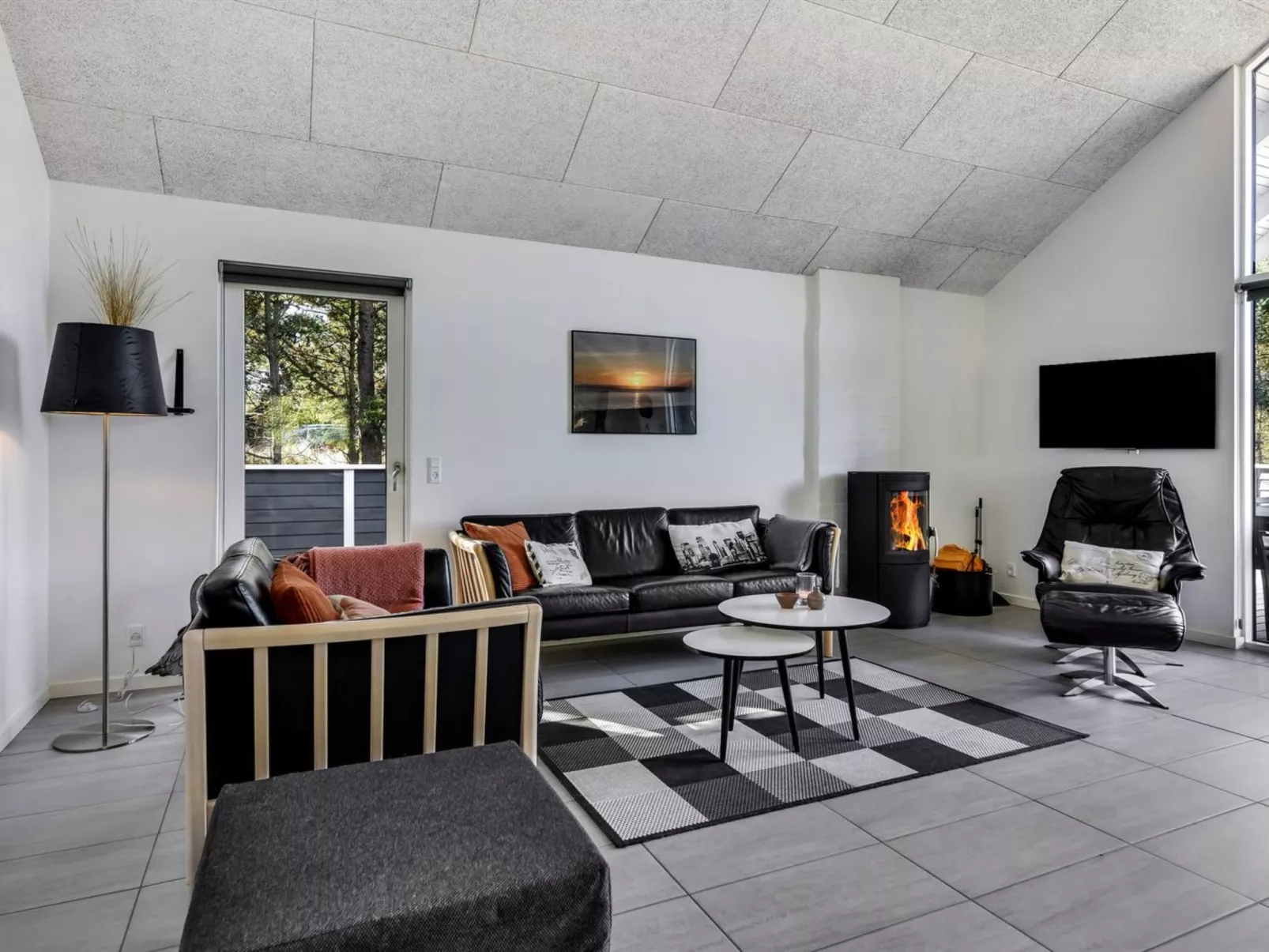 "Gundrath" - 1.4km from the sea-Inside