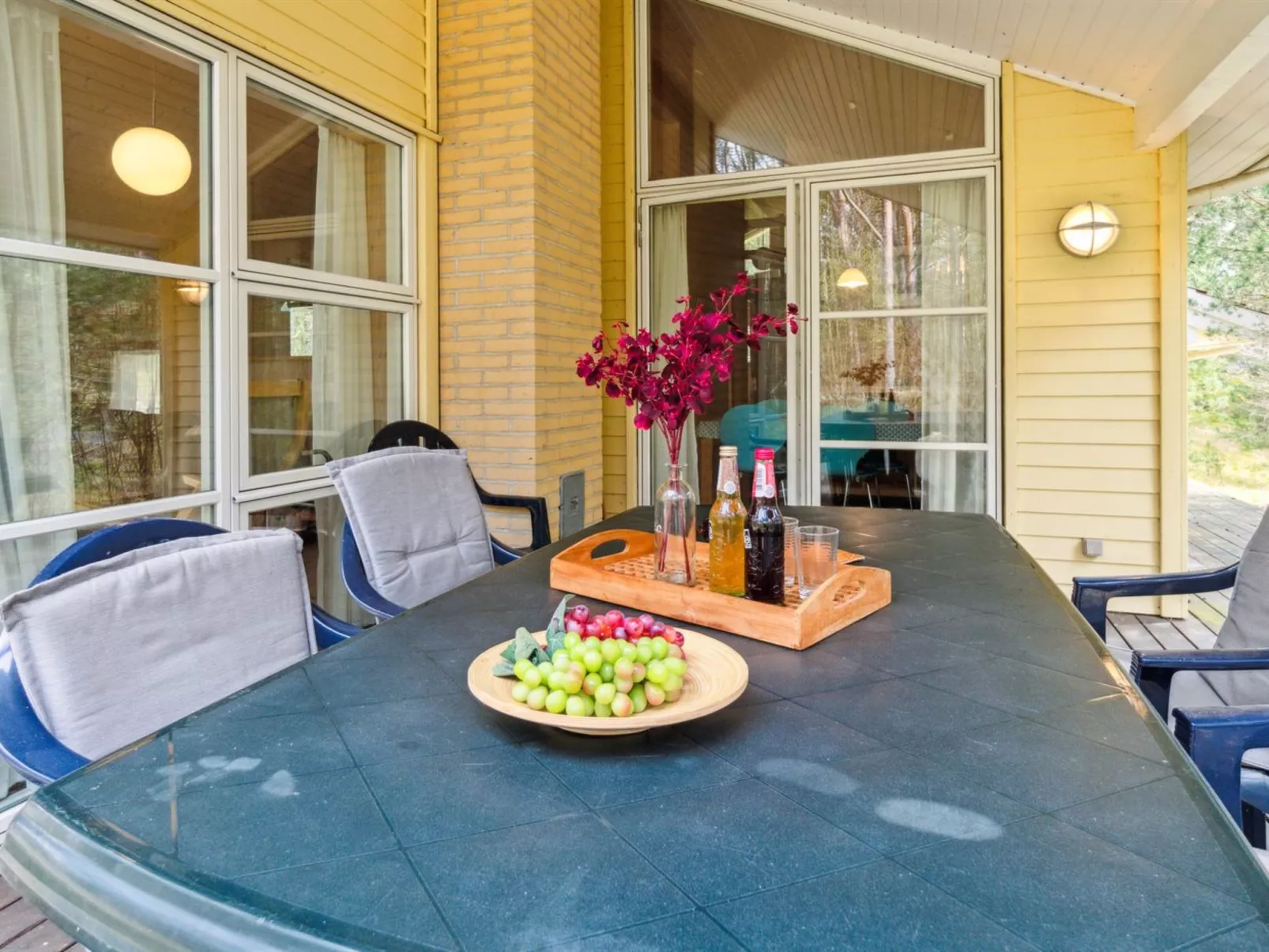 "Ava" - 850m from the sea-Outside