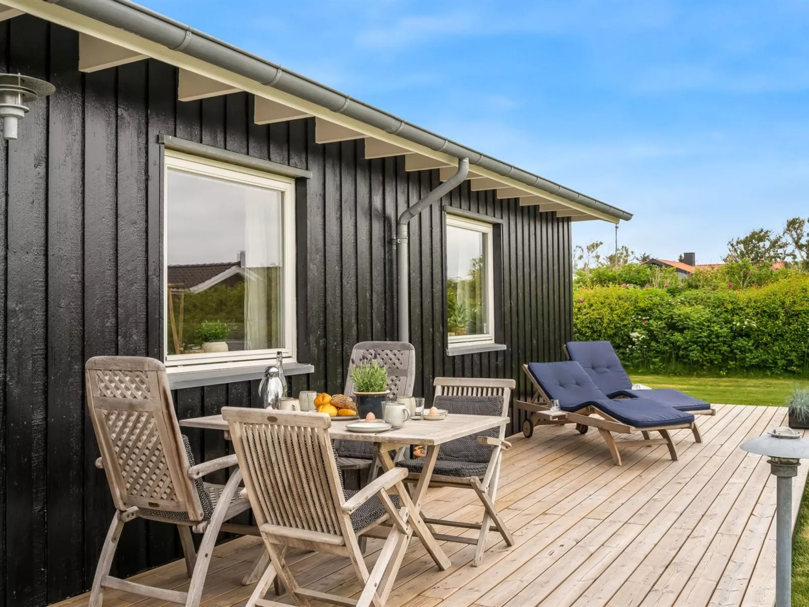 "Gedda" -  from the sea-Outside