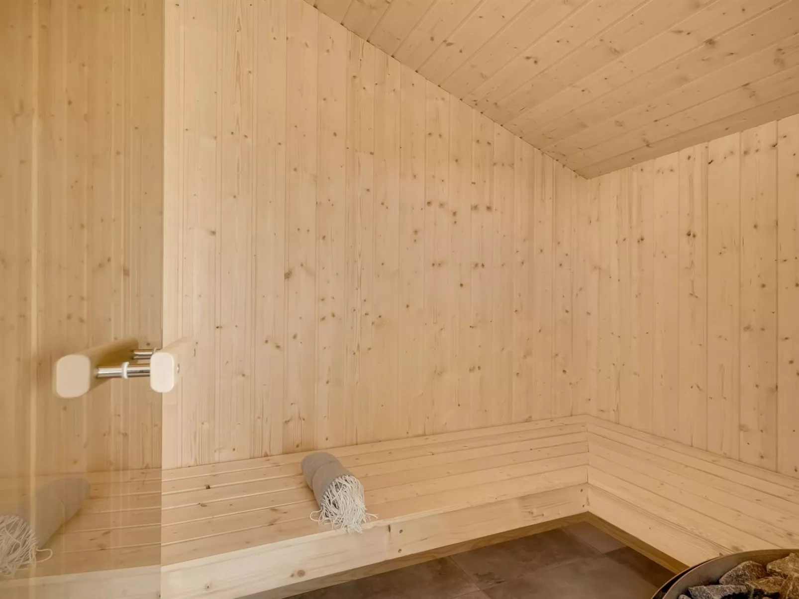 "Helga" - 650m from the sea-Drinnen