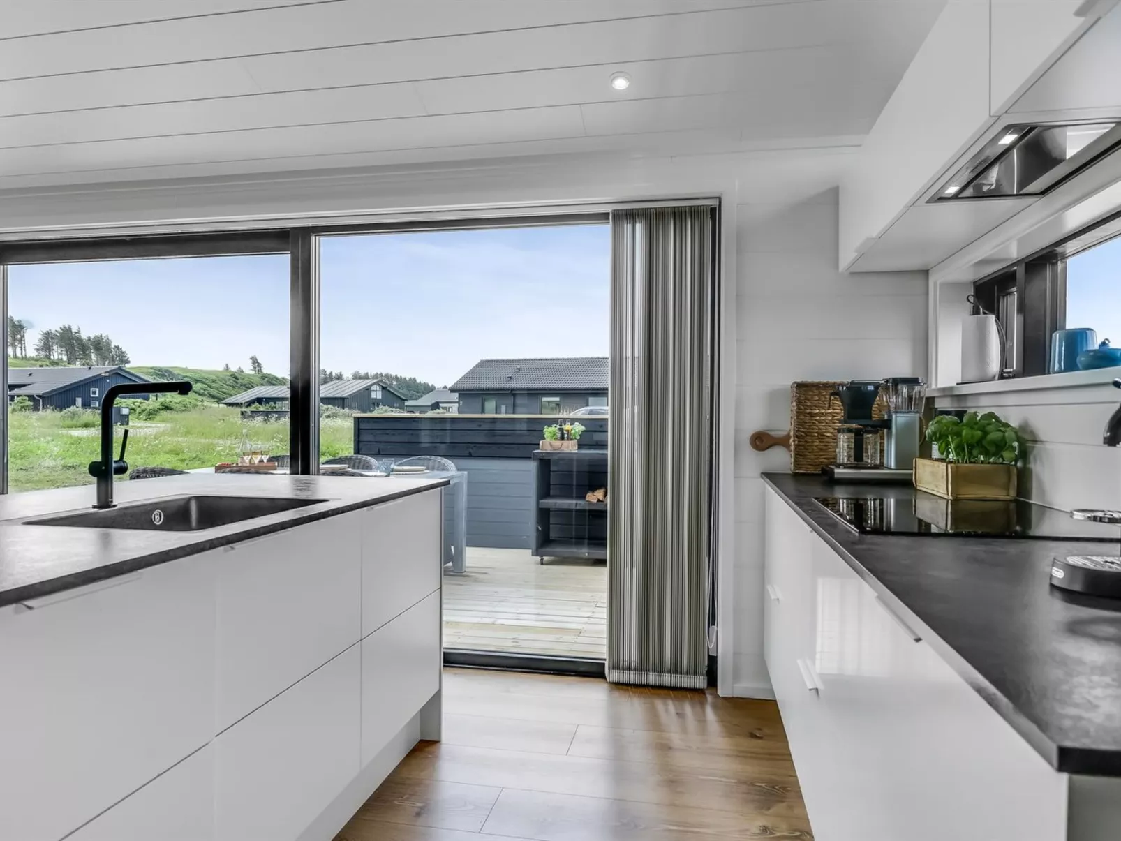 "Ata" - 400m from the sea-Drinnen