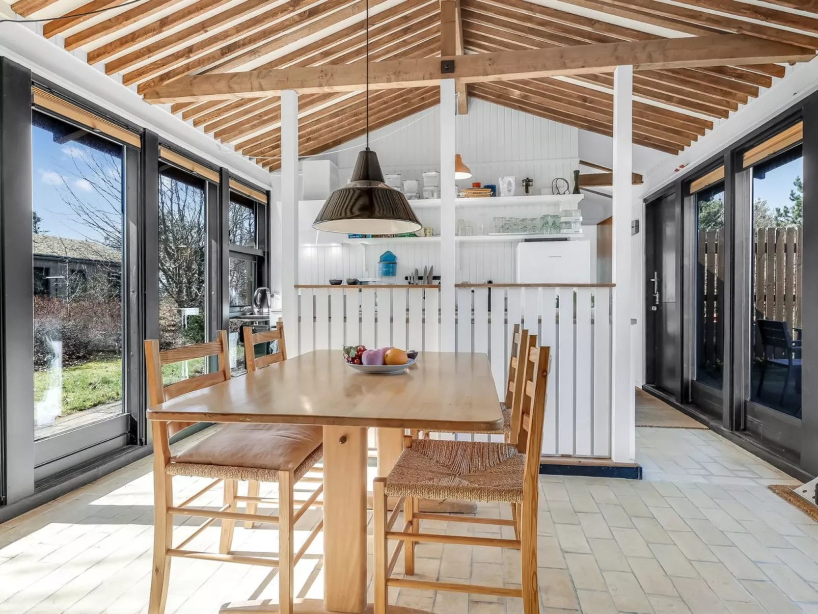 "Amarie" - 1km from the sea-Inside