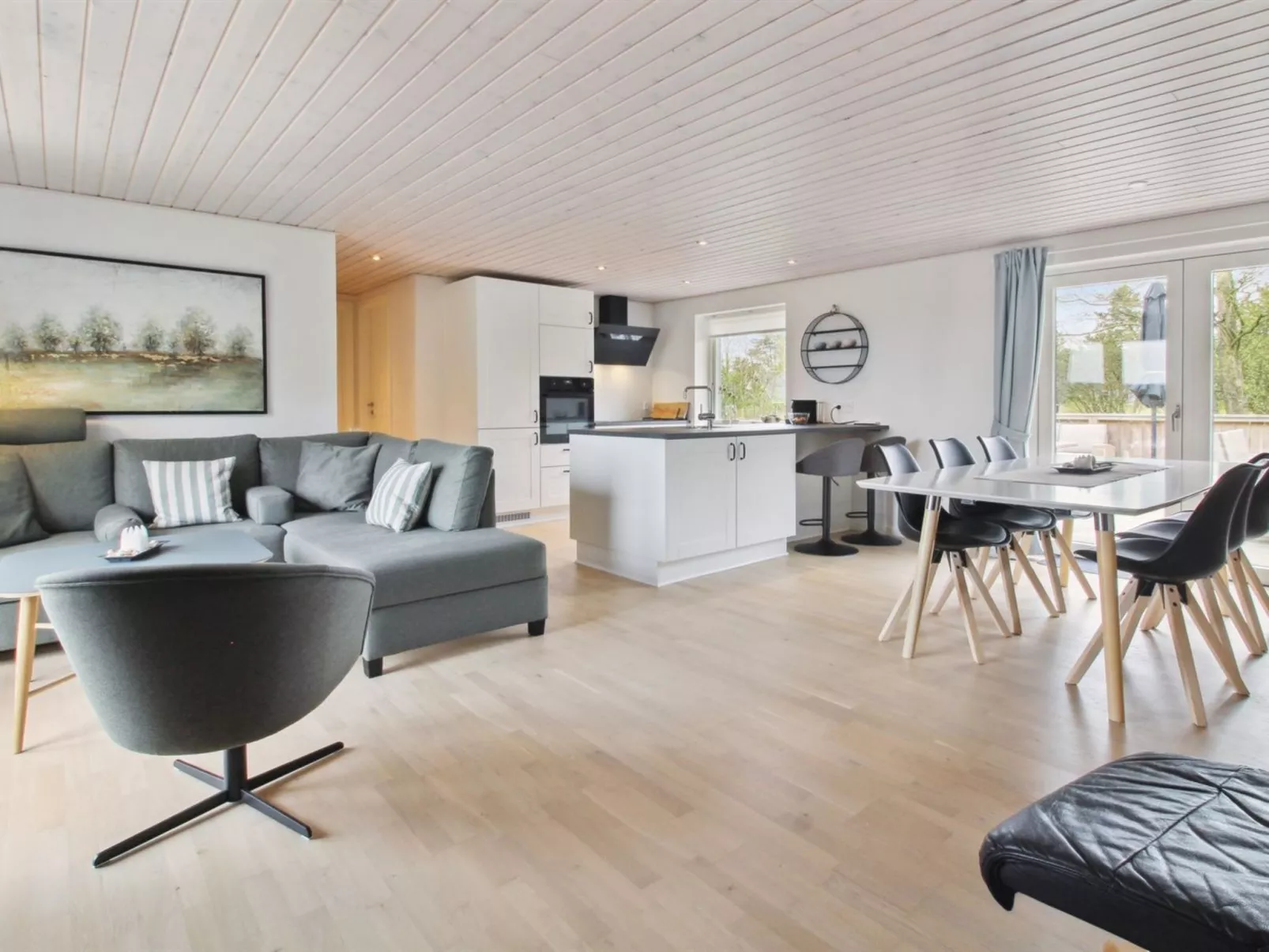 "Golubinka" - 2.5km from the sea-Inside