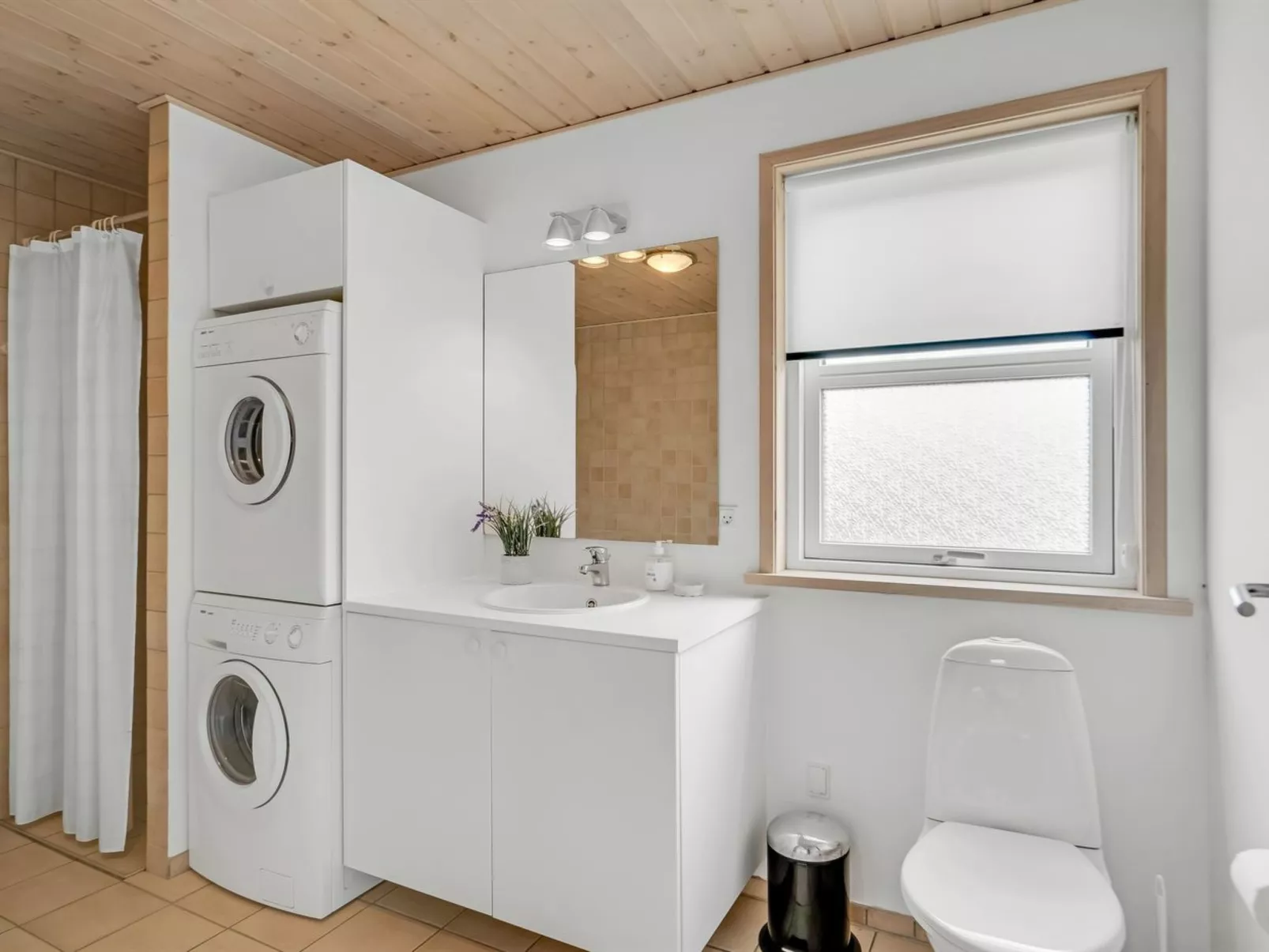 "Lari" - 600m from the sea-Inside