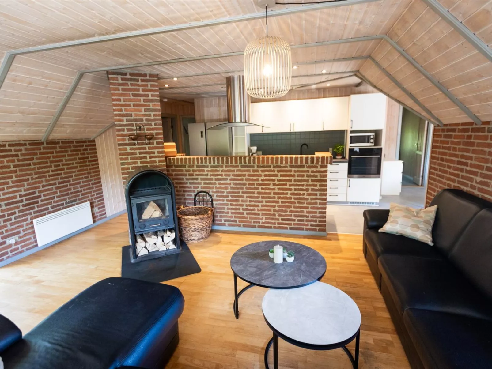 "Ejvi" - 4km from the sea-Drinnen