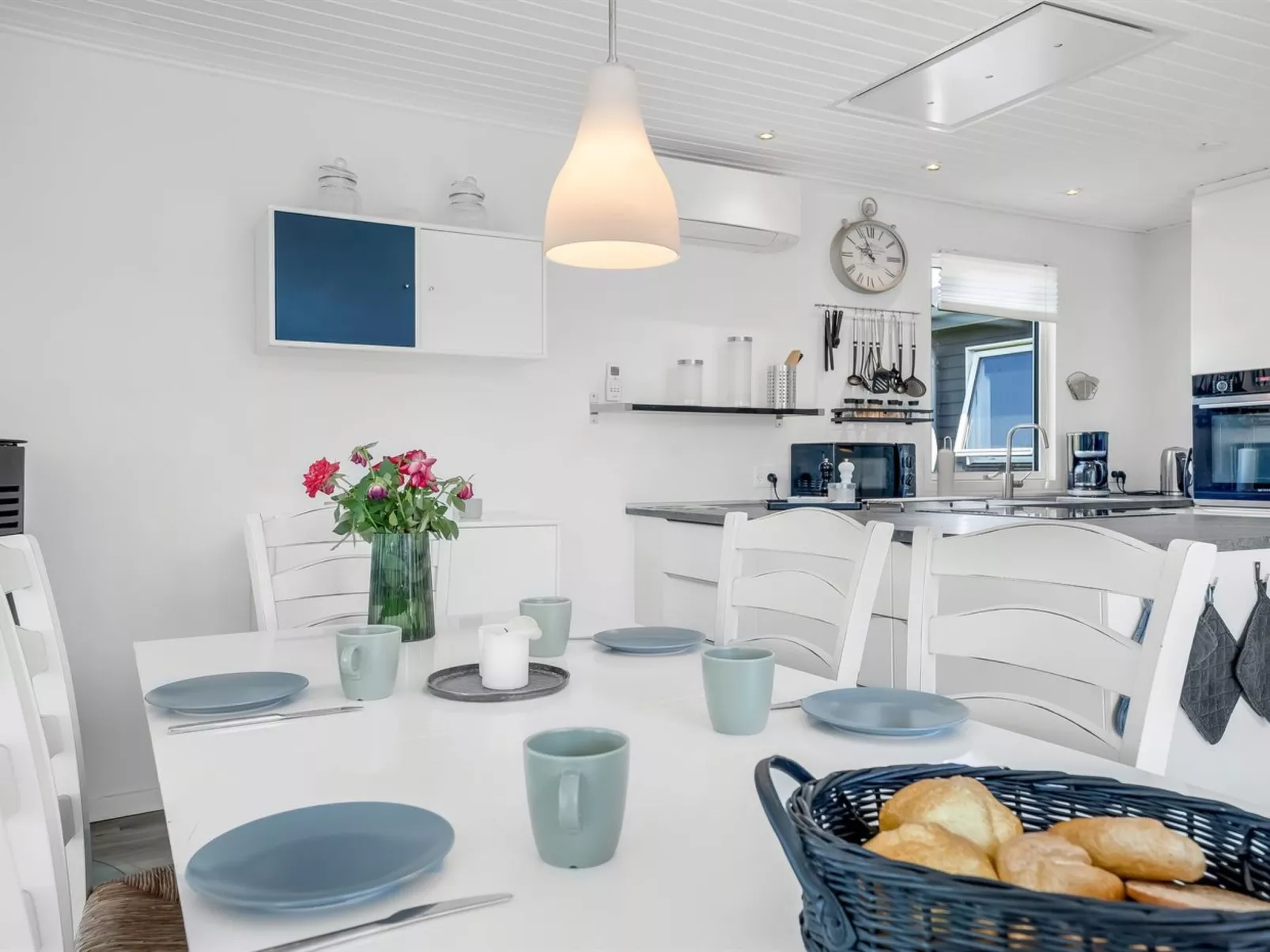 "Stina" - 600m from the sea-Inside