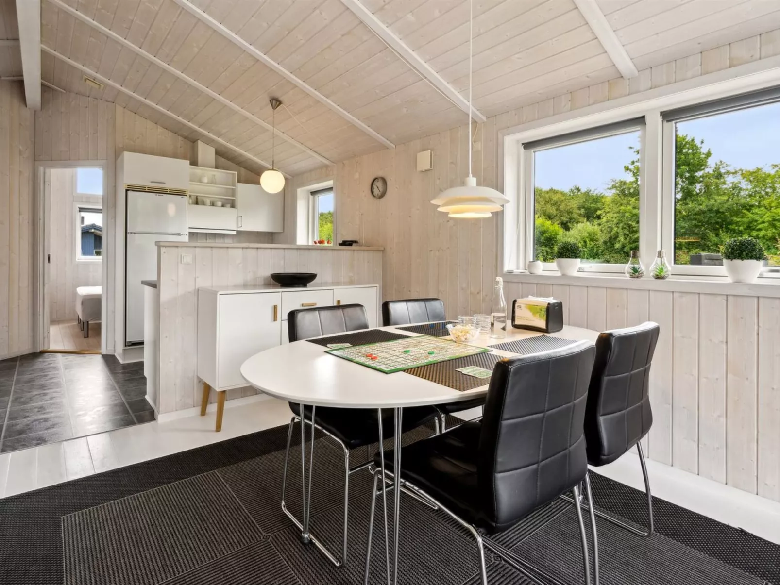 "Tayana" - 700m from the sea-Inside