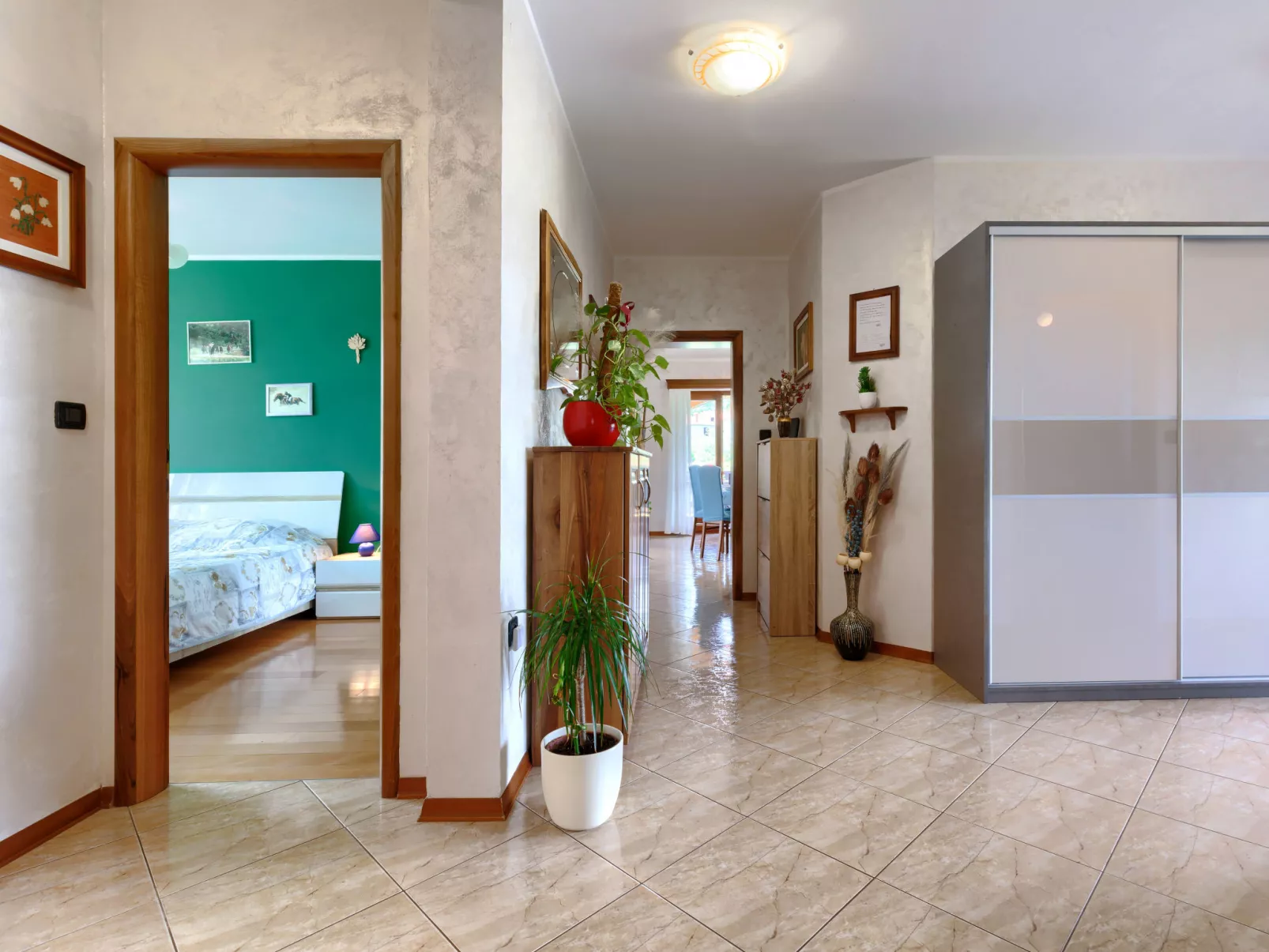 Villa Helena-Inside