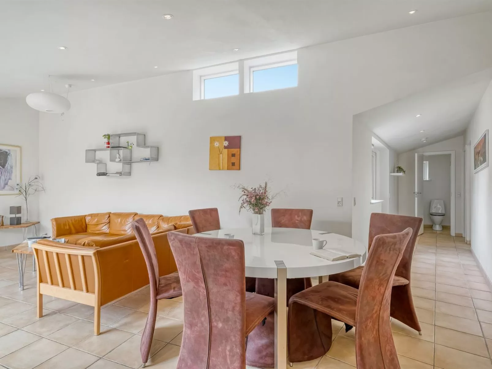 "Henkil" - 175m from the sea-Dedans