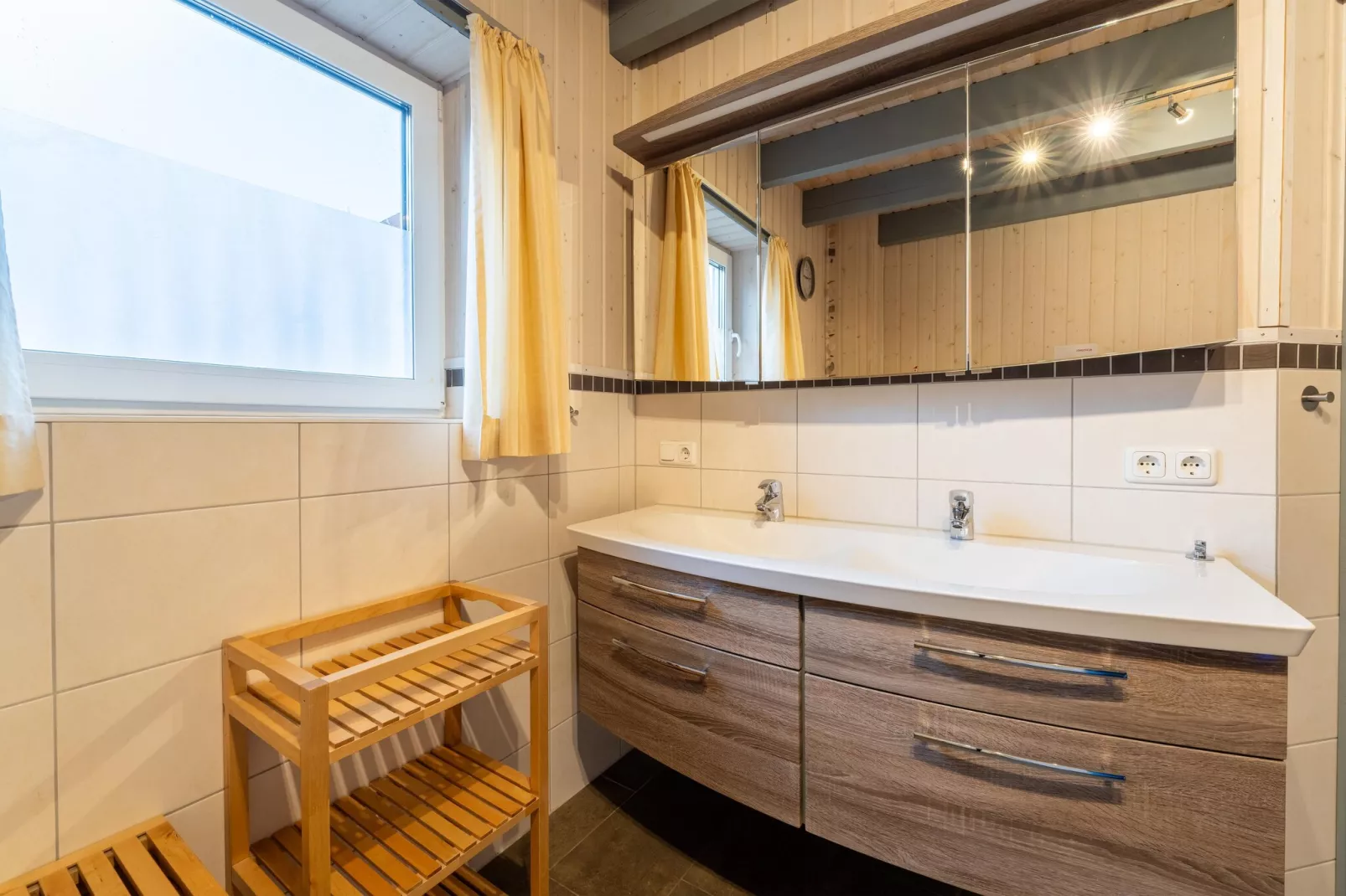 Schwan 311-Salle de bain