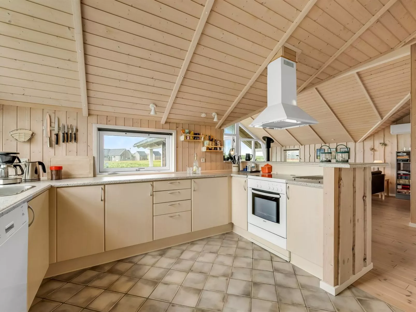 "Märta" - 250m from the sea-Inside