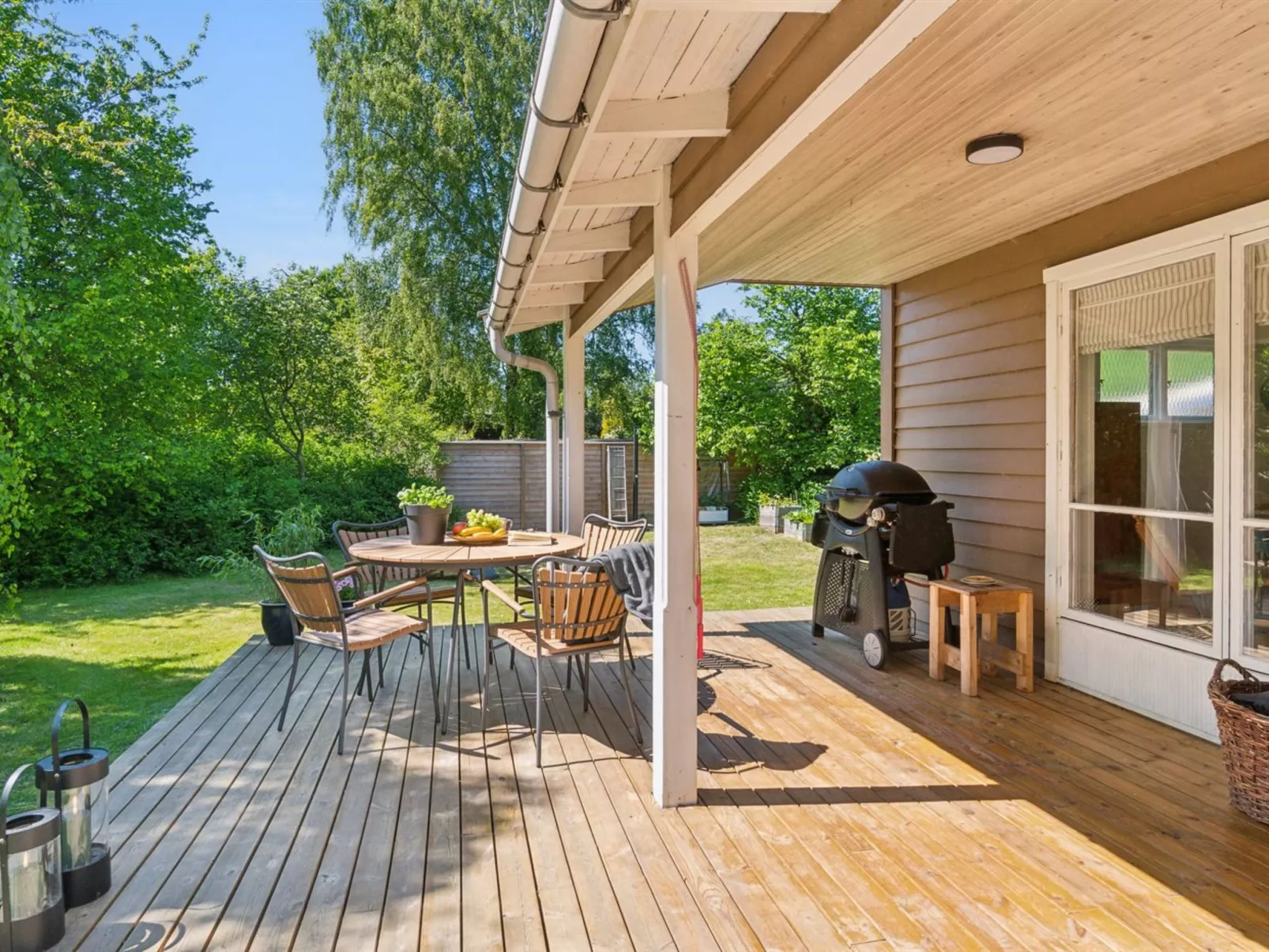 "Jovana" - 150m to the fjord-Outside