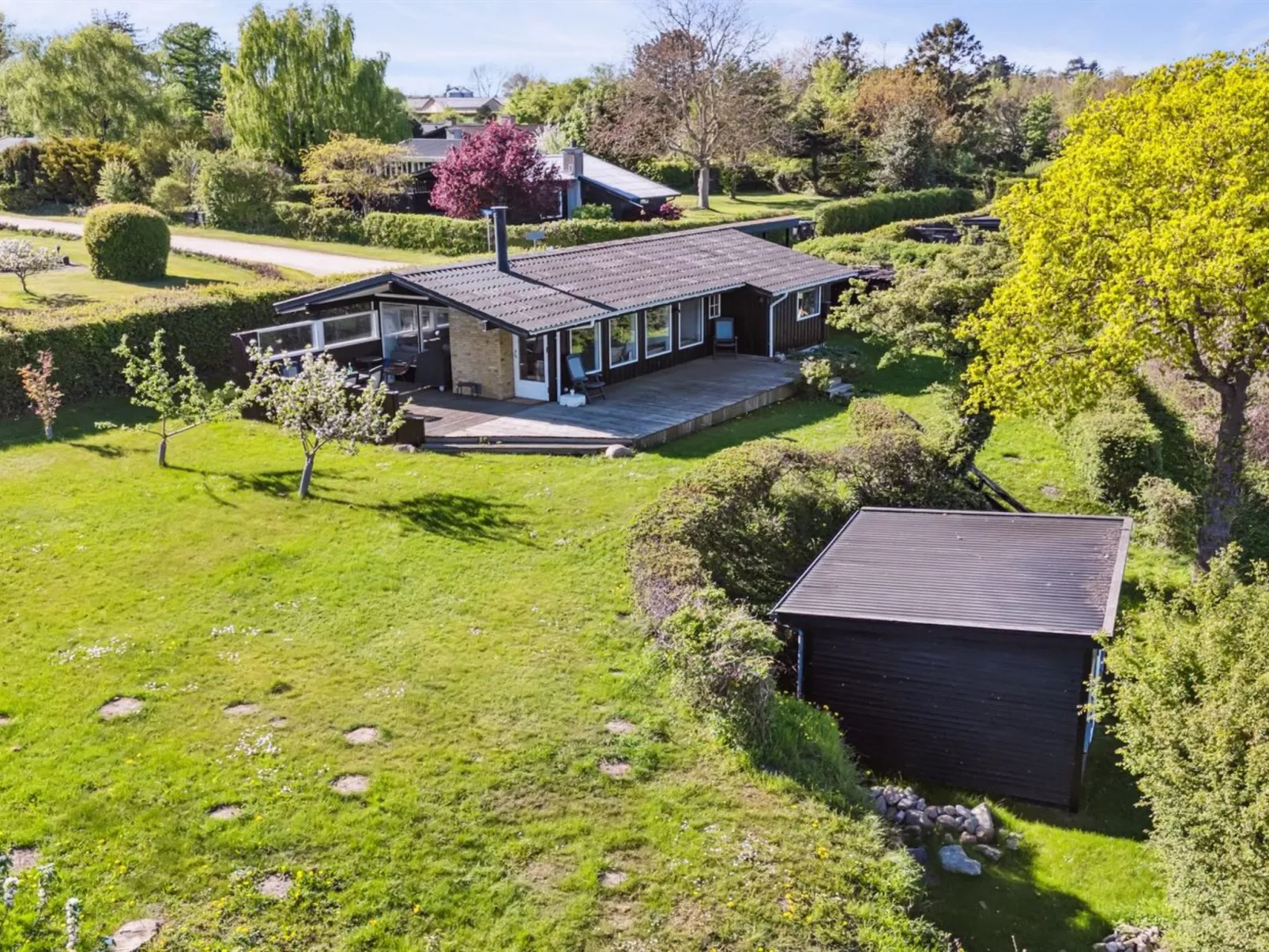 "Titta" - 10m to the fjord-Outside