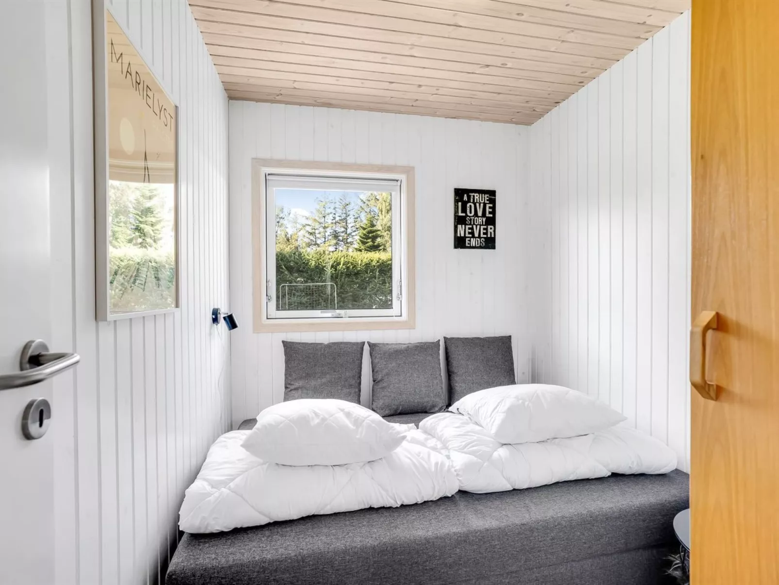 "Kælle" - 750m from the sea-Inside