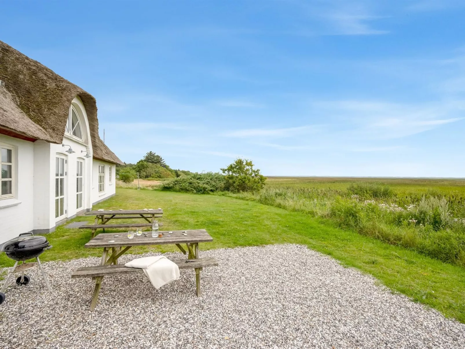 "Darleen" - 850m to the fjord-Draußen