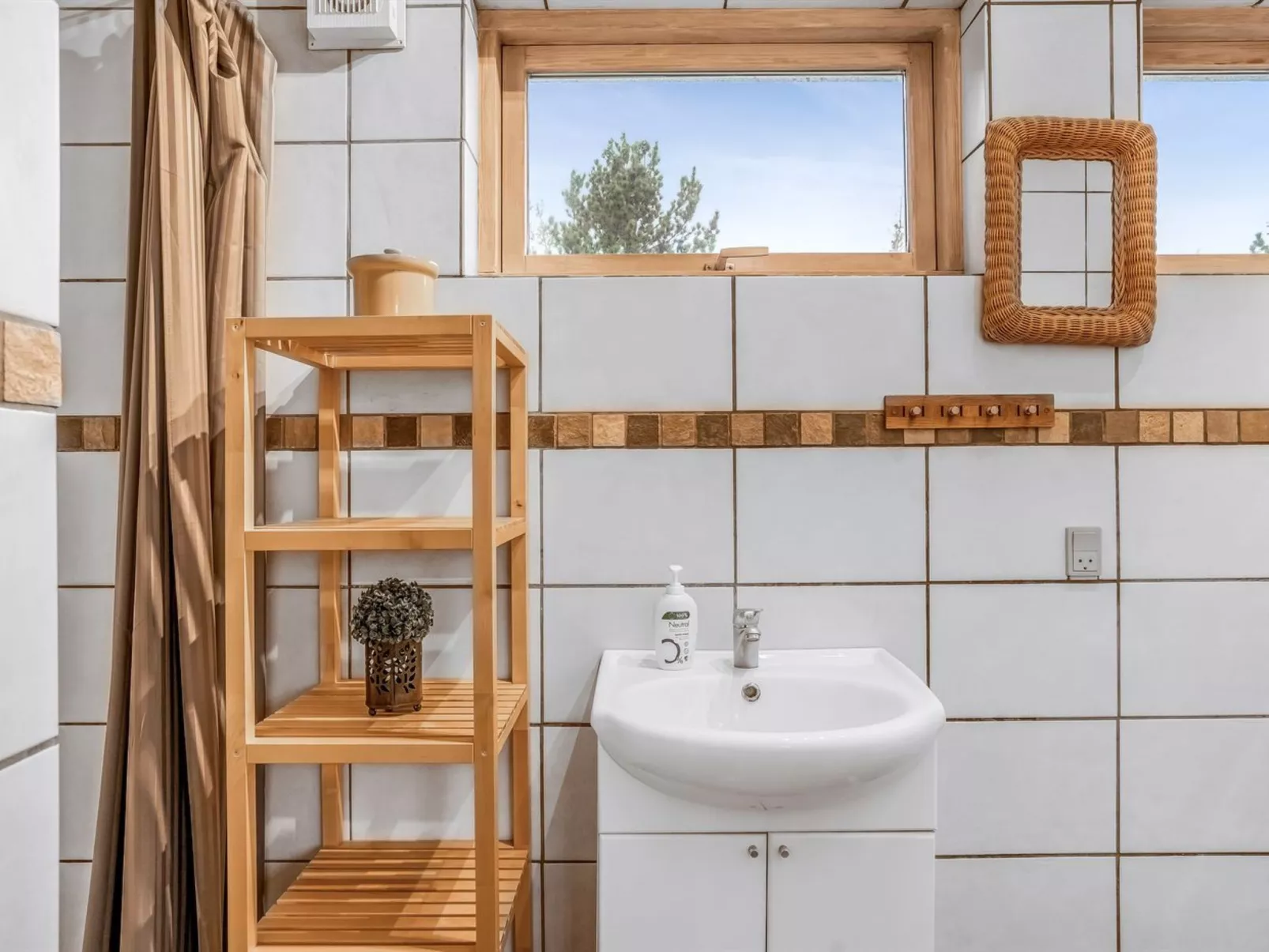 "Frido" - 500m from the sea-Inside