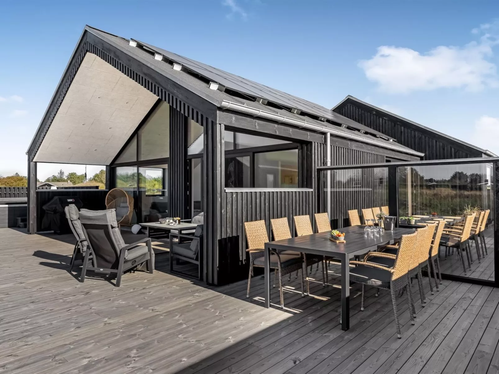 "Stenkil" - 1.2km from the sea-Outside