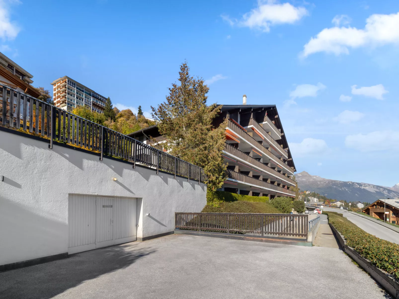 Marigny Dent-Blanche 25-Outside