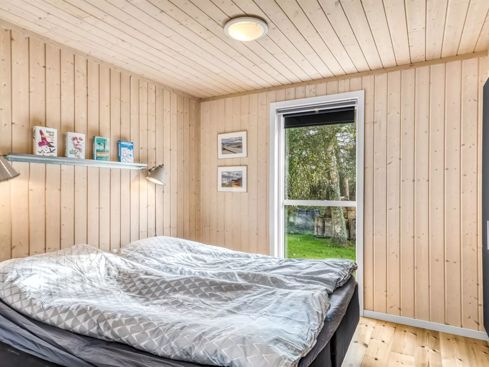 "Carlina" - 700m to the fjord-Inside