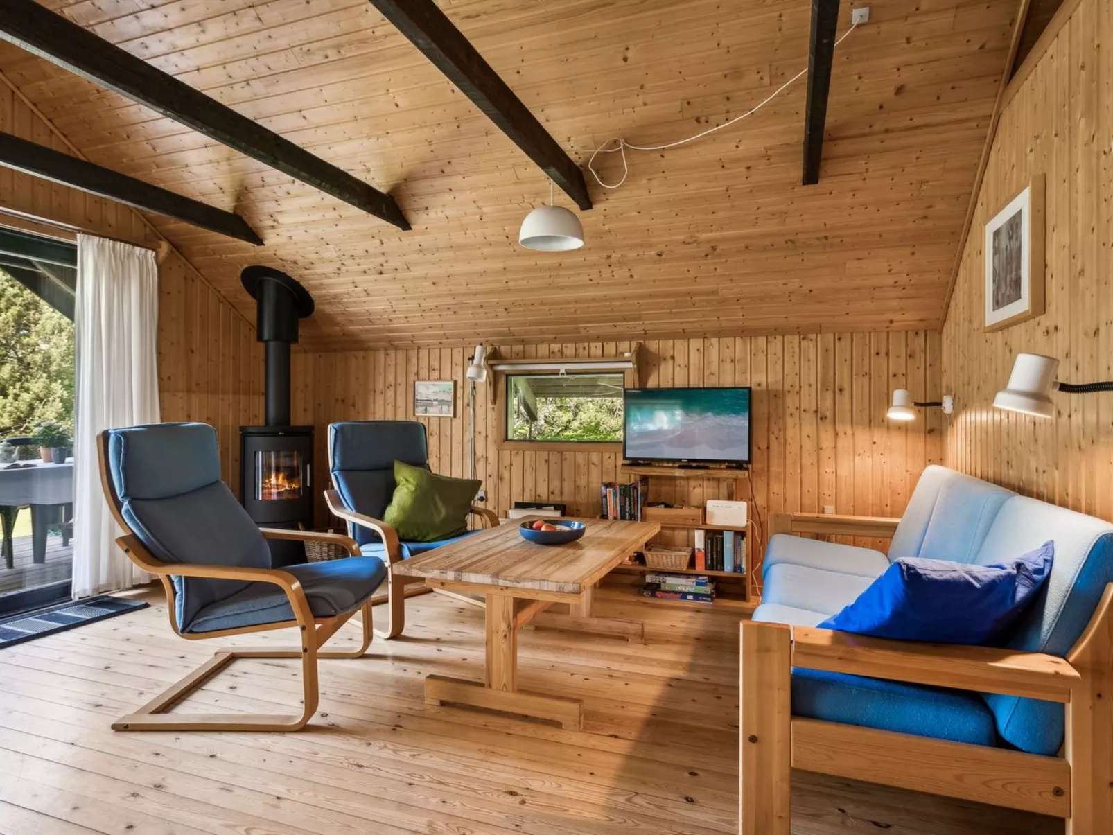 "Urban" - 140m from the sea-Inside