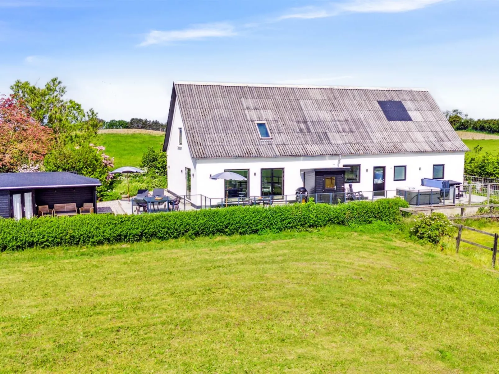 "Imilie" - 450m from the sea-Outside