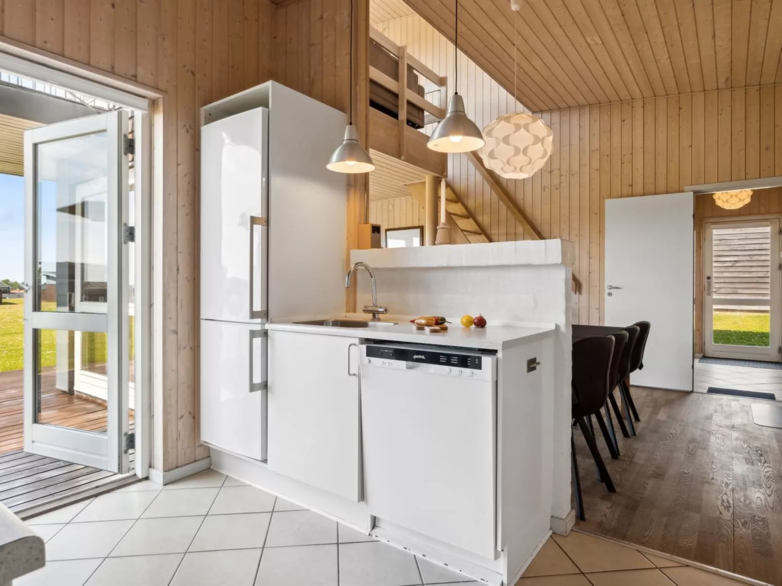 "Gudbrand" - 500m from the sea-Dedans