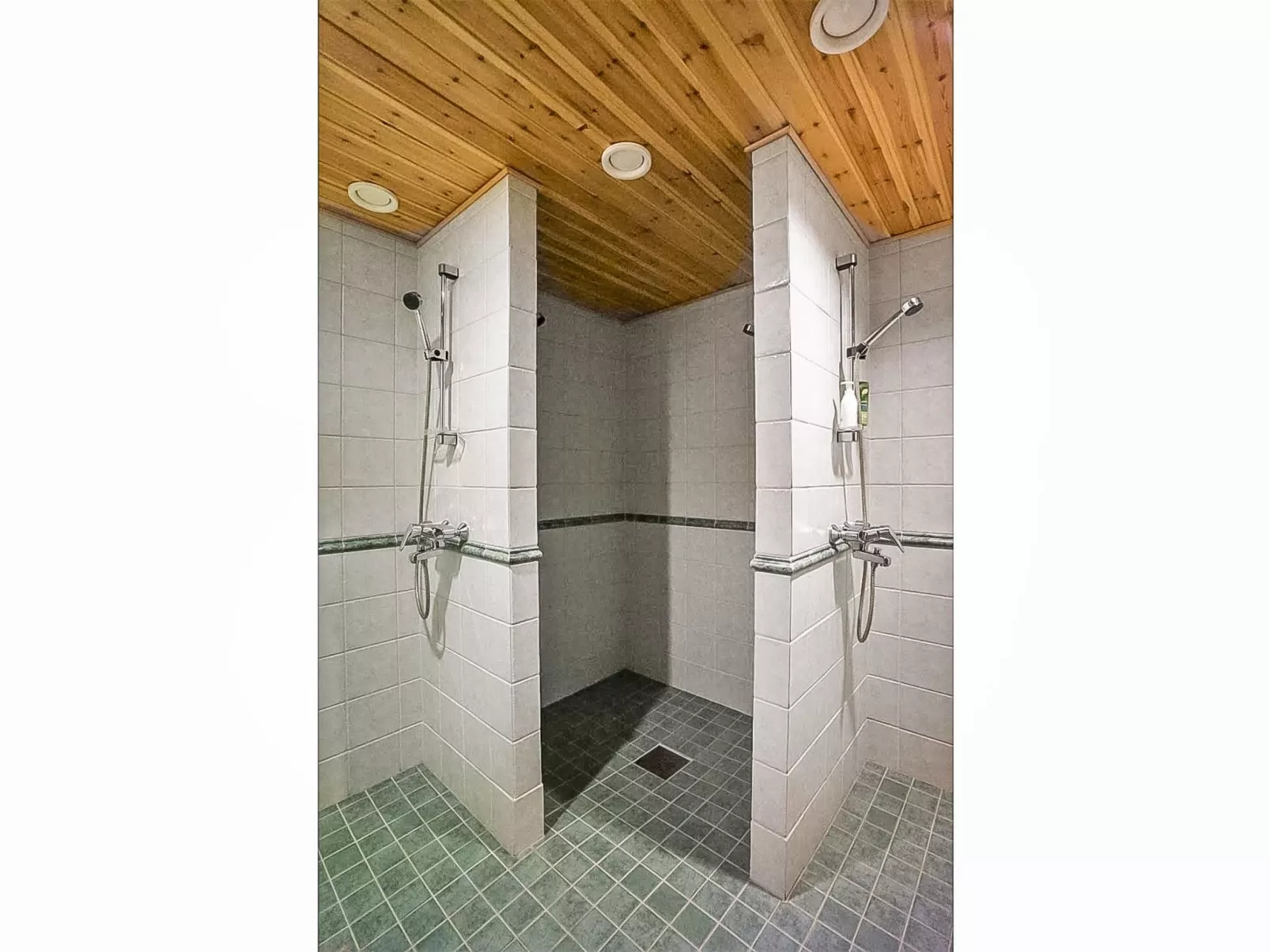 Kairapolanne b-Dedans