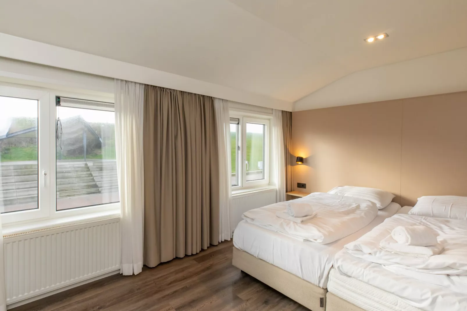 Overnachten in Zoutelande  Comfortabel Appartement Langstraat 5A-Bedroom