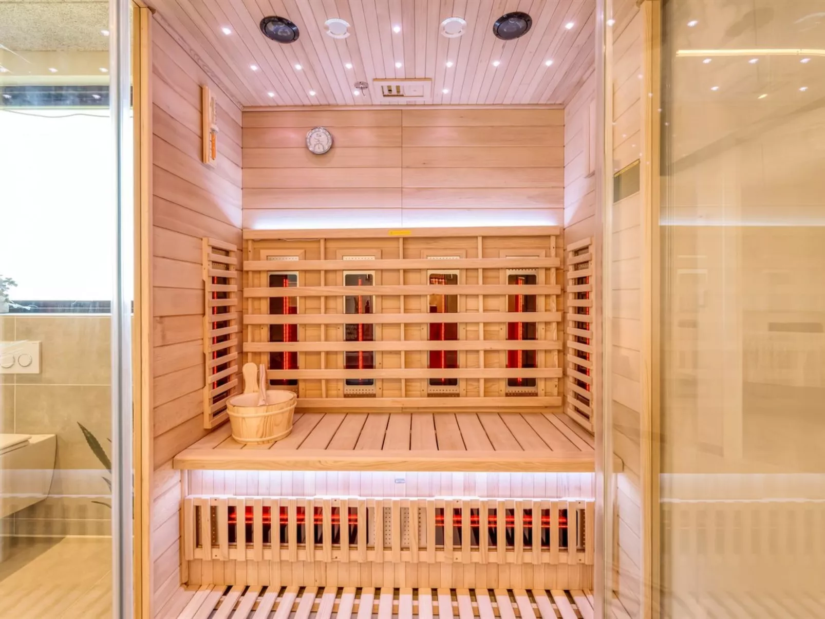 "Edvia" - 200m to the fjord-Dedans