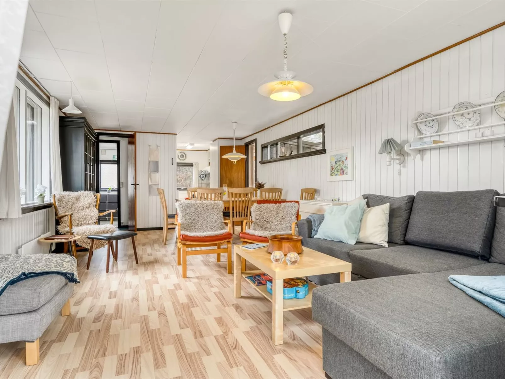 "Hælf" - 600m from the sea-Inside